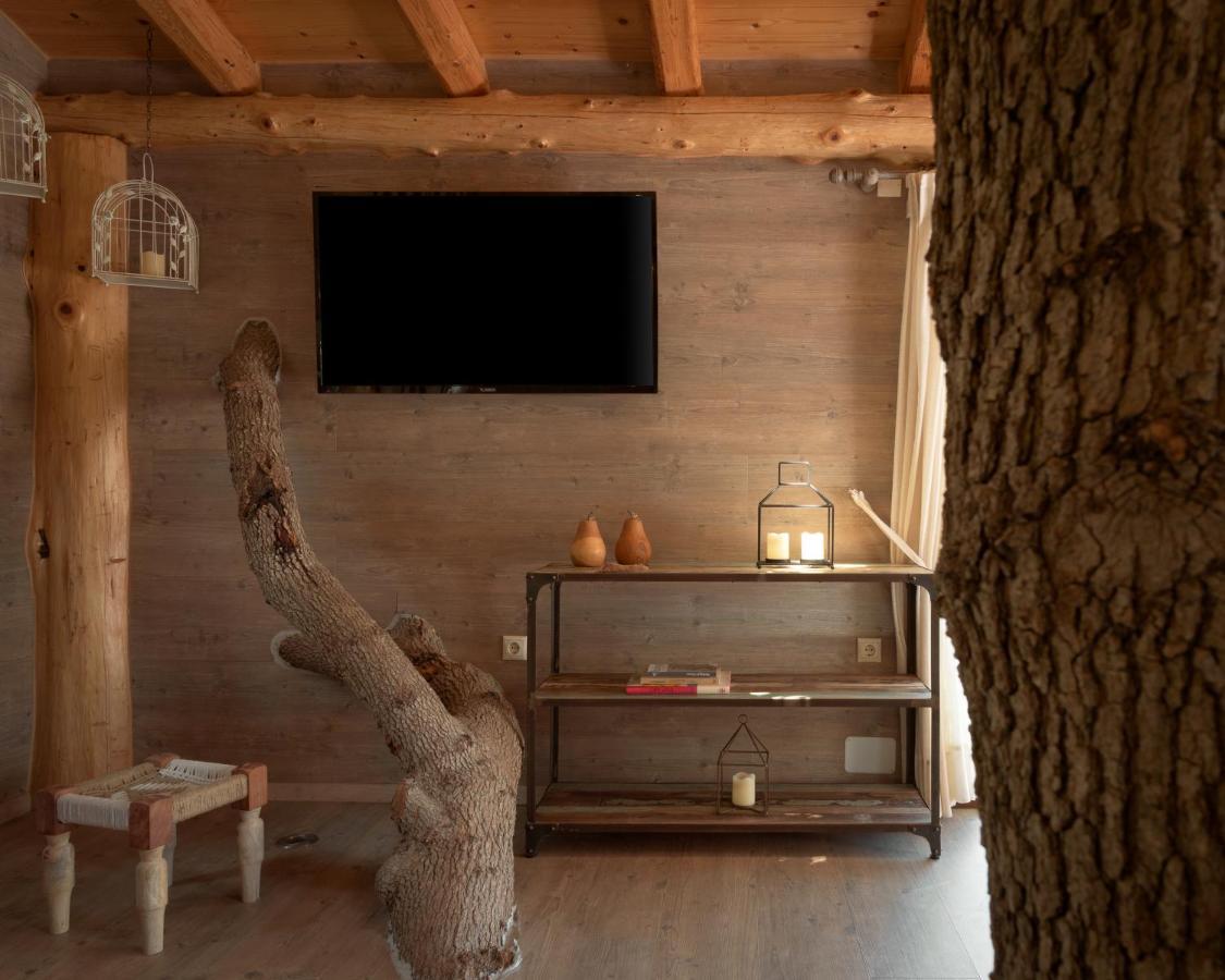 앗시파프론 Stolidi Mou Treehouse 빌라 외부 사진